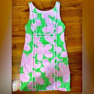 Lilly Pulitzer Fryer Shift Dress, like new condition, worn once! Size 4, Lined